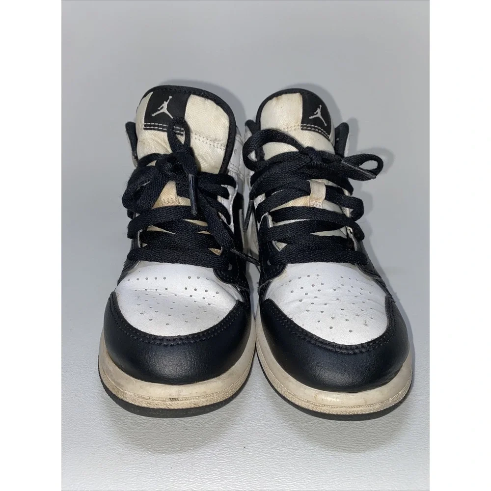 Nike Air Jordan 1 Mid‎ White Shadow Black White PS 640734-073 Size 1Y